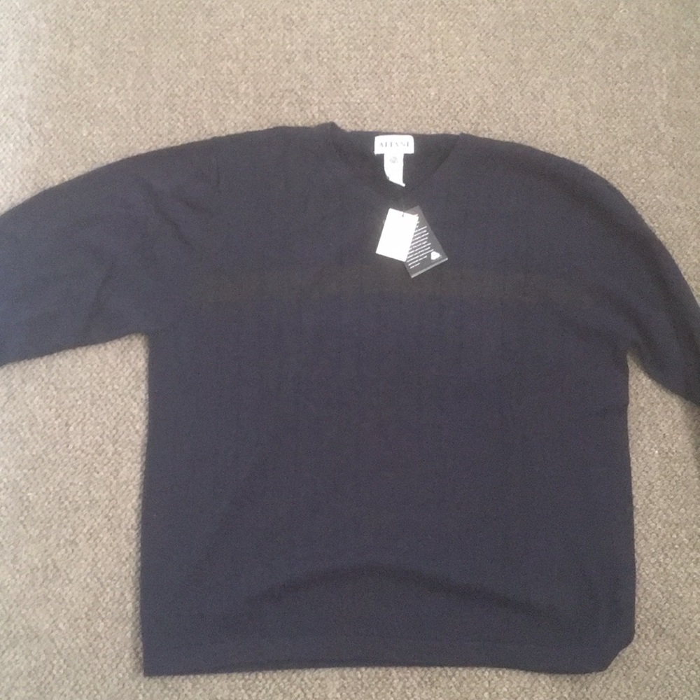 Alfanii extra fine wool long sleeve sweater